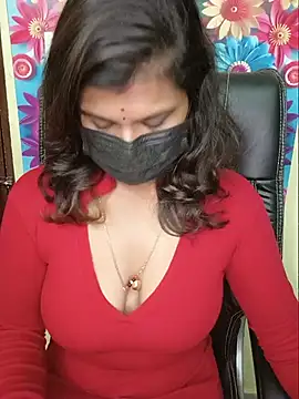 Snapshot of Premalatha_28 chatting on 16, 6, 2026 Premalatha 28 online show from 16, 6, 2026
