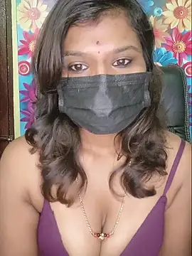 Snapshot of Premalatha_28 chatting on 19, 6, 2026 Premalatha 28 online show from 19, 6, 2026