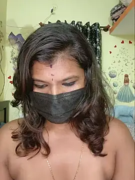 Snapshot of Premalatha_28 chatting on 19, 6, 2026 Premalatha 28 online show from 19, 6, 2026