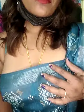 Snapshot of Premalatha_28 chatting on 22, 6, 2026 Premalatha 28 online show from 22, 6, 2026