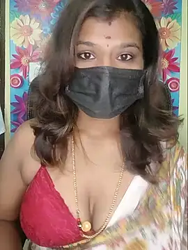 Snapshot of Premalatha_28 chatting on 24, 6, 2026 Premalatha 28 online show from 24, 6, 2026