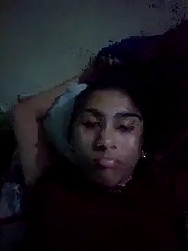 Snapshot of skinnyrox chatting on 14, 2, 2026 skinnyrox online show from 14, 2, 2026