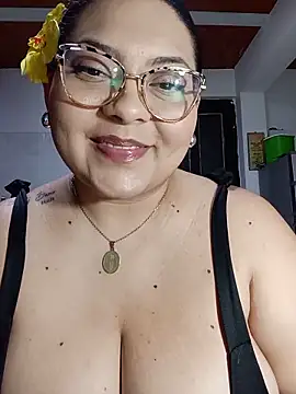 Snapshot of Anna_Lucia88 chatting on 14, 6, 2026 Anna Lucia88 online show from 14, 6, 2026