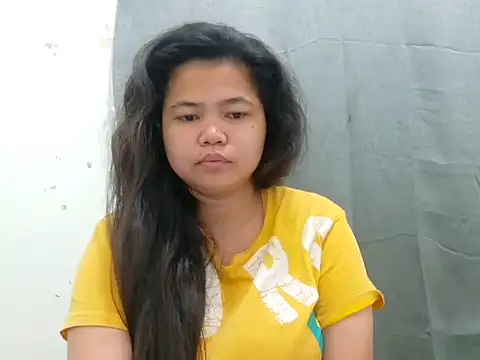 Snapshot of Sweetbigtits_69 chatting on 15, 4, 2026 Sweetbigtits 69 online show from 15, 4, 2026