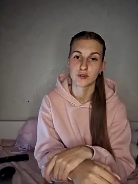 carolinakis  online show from 6, 2, 2026