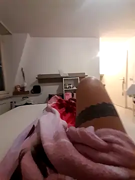 Snapshot of mi_vitor chatting on 26, 11, 2025 mi vitor online show from 26, 11, 2025