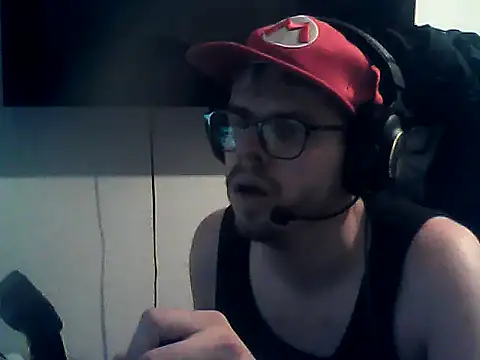 Snapshot of DesertedMonoxide chatting on 25, 5, 2026 DesertedMonoxide online show from 25, 5, 2026