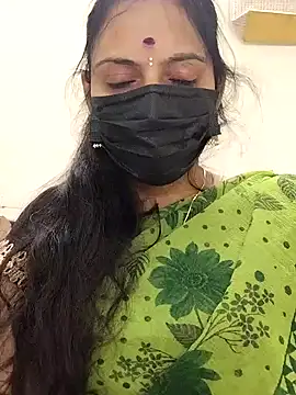 Snapshot of Queen-Neha chatting on 17, 11, 2025 Queen-Neha online show from 17, 11, 2025