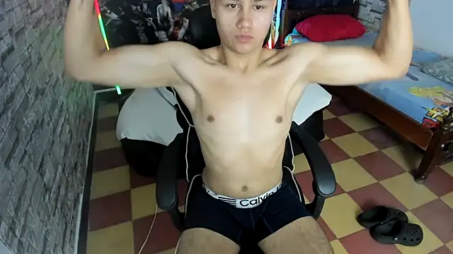 Snapshot of esteban_rios_ chatting on 30, 11, 2025 esteban rios online show from 30, 11, 2025