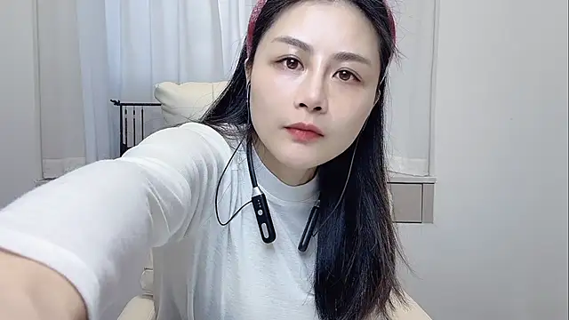 Snapshot of forzen-baby chatting on 26, 11, 2025 forzen-baby online show from 26, 11, 2025