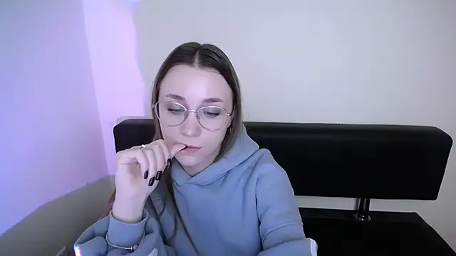 Snapshot of MillaTems_ chatting on 20, 11, 2025 MillaTems online show from 20, 11, 2025