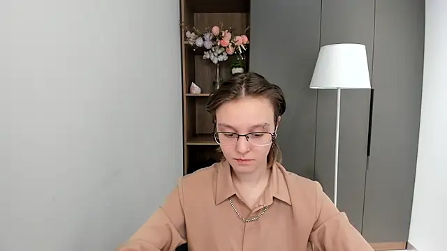 DelphaBoven online show from 19, 11, 2025