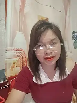 Snapshot of Cover-baa chatting on 4, 6, 2026 Cover-baa online show from 4, 6, 2026