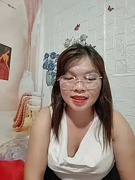 Snapshot of Cover-baa chatting on 15, 7, 2026 Cover-baa online show from 15, 7, 2026