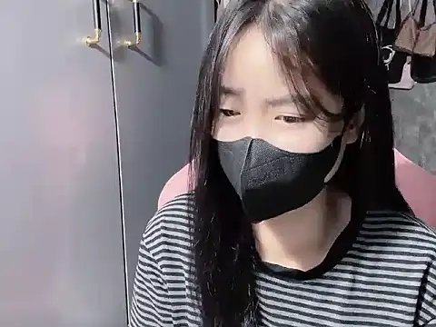 Hellen2999 online show from 18, 12, 2025