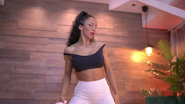 Snapshot of XenaBloom chatting on 25, 2, 2026 XenaBloom online show from 25, 2, 2026