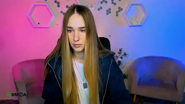  kellykitten  online show from 19, 11, 2025