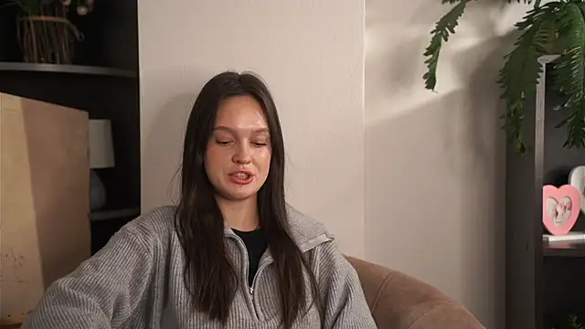 Snapshot of CoreneMollicone chatting on 20, 11, 2025 CoreneMollicone online show from 20, 11, 2025