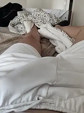 berkkderlerr online show from 18, 4, 2026