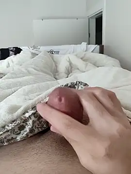 berkkderlerr online show from 19, 4, 2026