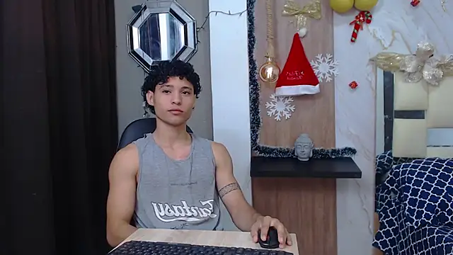 Snapshot of the_nugge chatting on 29, 11, 2025 the nugge online show from 29, 11, 2025