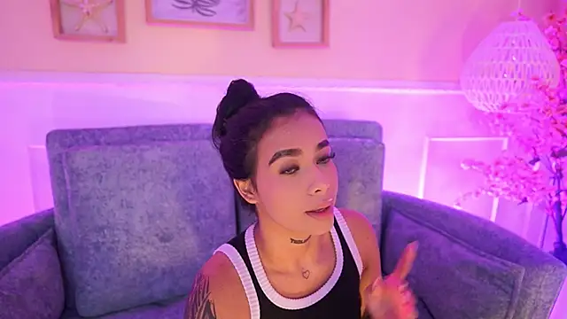 MeganLowell online show from 21, 2, 2026