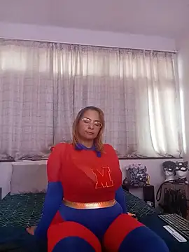 Snapshot of LaReineCleo chatting on 21, 5, 2026 LaReineCleo online show from 21, 5, 2026