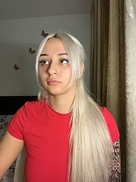 Snapshot of Kylie_One chatting on 27, 11, 2025 Kylie One online show from 27, 11, 2025