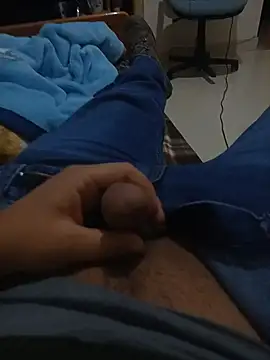 Snapshot of ouchenshadow2975 chatting on 24, 11, 2025 ouchenshadow2975 online show from 24, 11, 2025