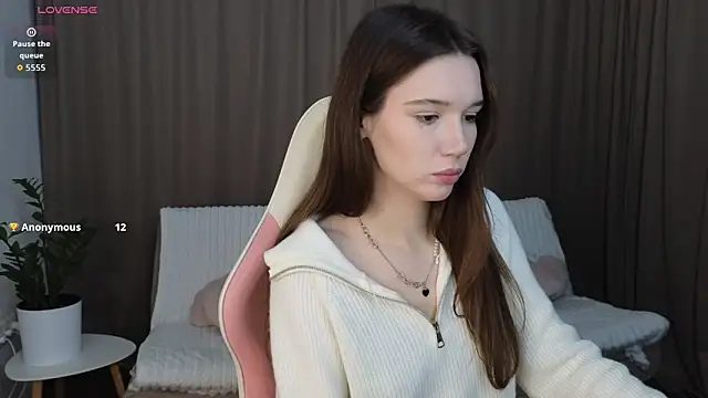 Snapshot of NicoletteBean chatting on 24, 11, 2025 NicoletteBean online show from 24, 11, 2025