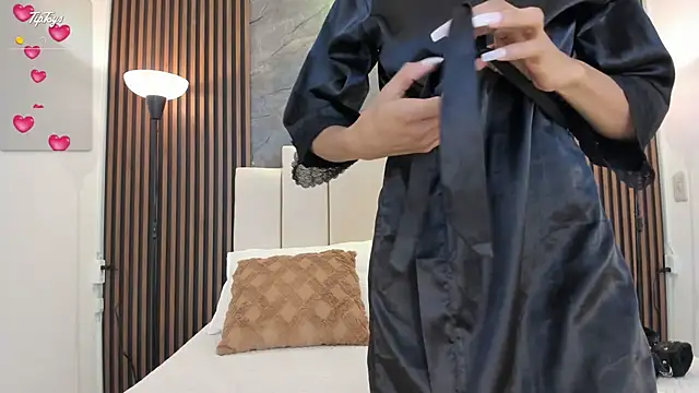 catiusca reyes 03 online show from 13, 1, 2026