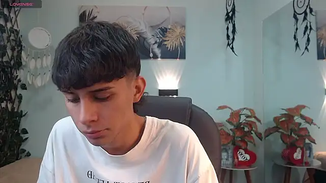 Snapshot of DraxBlade09 chatting on 4, 2, 2026 DraxBlade09 online show from 4, 2, 2026