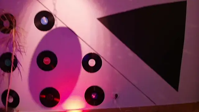 Snapshot of goddess_julieta chatting on 12, 1, 2026 goddess julieta online show from 12, 1, 2026