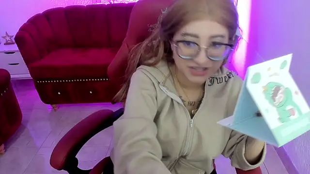 Snapshot of yuyu_m chatting on 30, 11, 2025 yuyu m online show from 30, 11, 2025