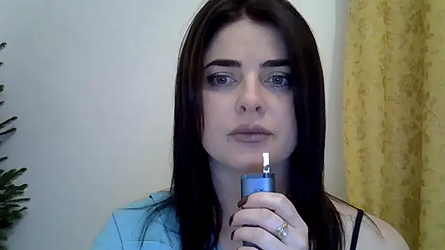 Snapshot of Darkroseq chatting on 4, 12, 2025 Darkroseq online show from 4, 12, 2025