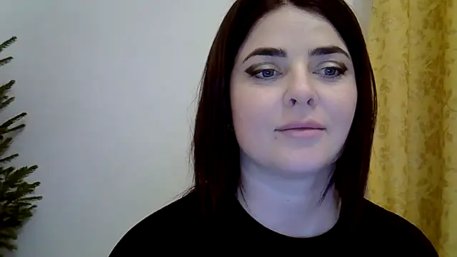 Darkroseq online show from 5, 12, 2025