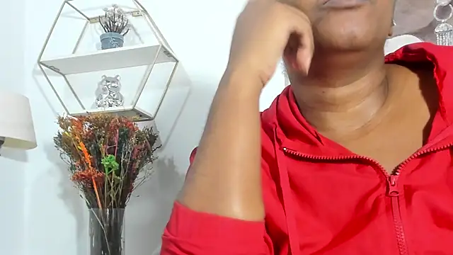 ebony cristal 1 online show from 21, 11, 2025