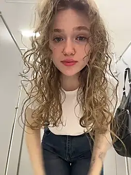 RussianWoman online show from 19, 4, 2026