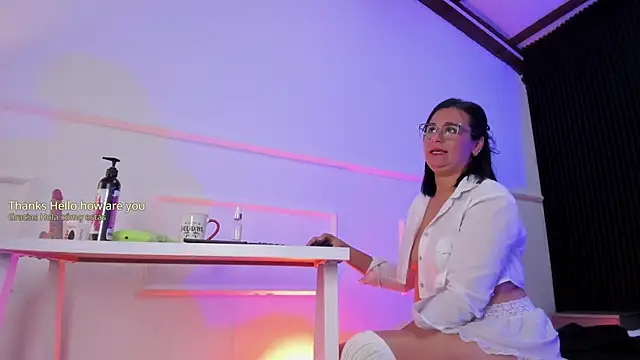 Snapshot of Sienarosewood chatting on 19, 2, 2026 Sienarosewood online show from 19, 2, 2026