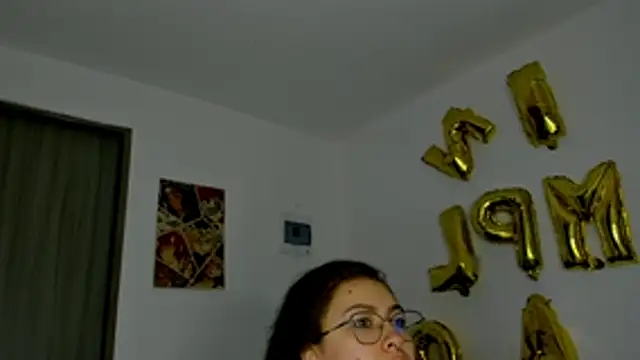 Snapshot of MarieTaylor_ chatting on 19, 4, 2026 MarieTaylor online show from 19, 4, 2026