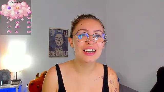 Snapshot of MarieTaylor_ chatting on 6, 5, 2026 MarieTaylor online show from 6, 5, 2026