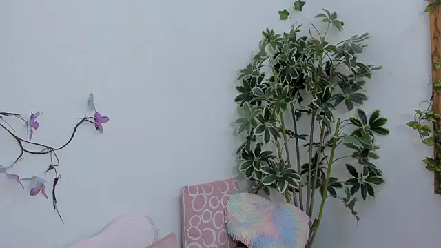 Snapshot of MarieTaylor_ chatting on 13, 7, 2026 MarieTaylor online show from 13, 7, 2026
