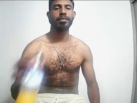 Snapshot of alberthot11 chatting on 18, 12, 2025 alberthot11 online show from 18, 12, 2025