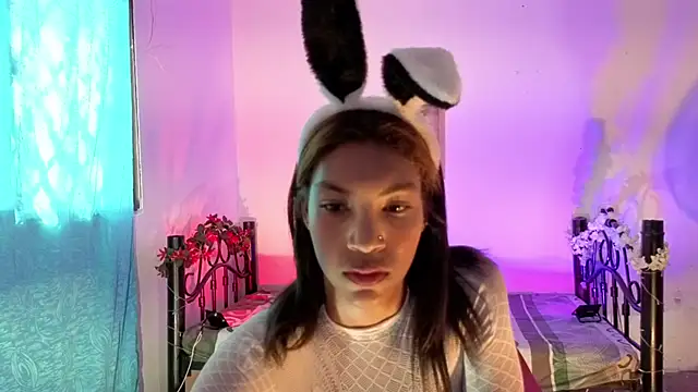 Snapshot of ginebra-n18 chatting on 27, 11, 2025 ginebra-n18 online show from 27, 11, 2025