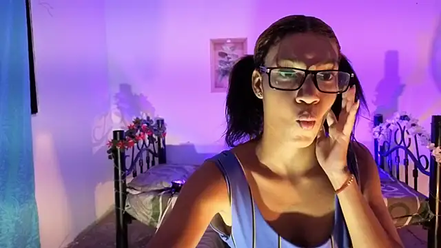 Snapshot of ginebra-n18 chatting on 30, 11, 2025 ginebra-n18 online show from 30, 11, 2025