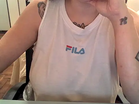 xxxluana online show from 2, 3, 2026