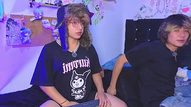 Apolo Ushi online show from 4, 2, 2026