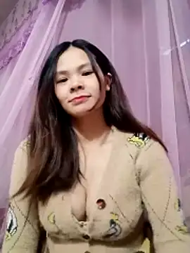quynhquynh  online show from 3, 2, 2026