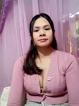 quynhquynh  online show from 5, 2, 2026