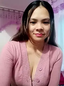 quynhquynh  online show from 27, 2, 2026